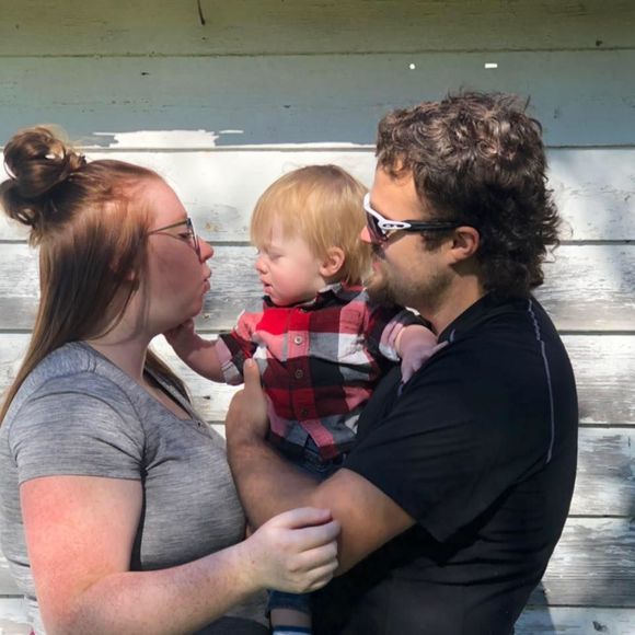 Meet your Posher, Aryon - Picture 1 of 1